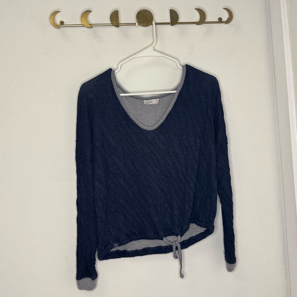 Gray Long Sleeve Top by Barefoot Dreams